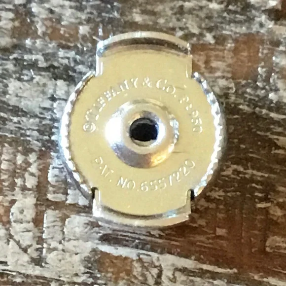 Authentic Tiffany & Co. Open Circle Platinum Diamond Stud Earrings - Picture 12 of 16